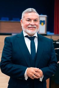 Prof. Claudio Romualdo