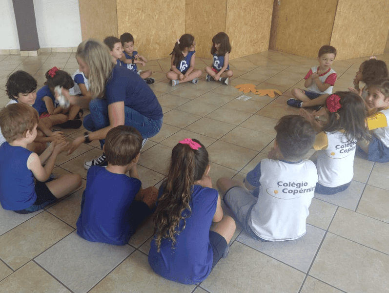 Aprendendo a higienizar as mãos de uma forma divertida