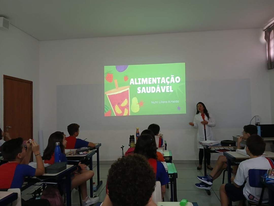 Nutrição em Foco: Aprendizados e dicas com a nutricionista Liliane Almeida para o º Ano B