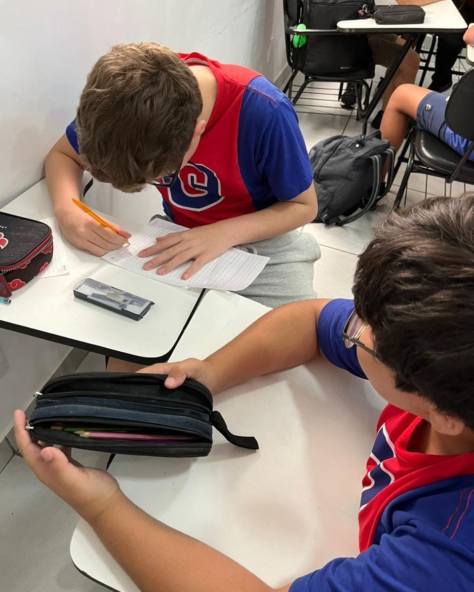 Alunos aprendem sobre licitação de empresa