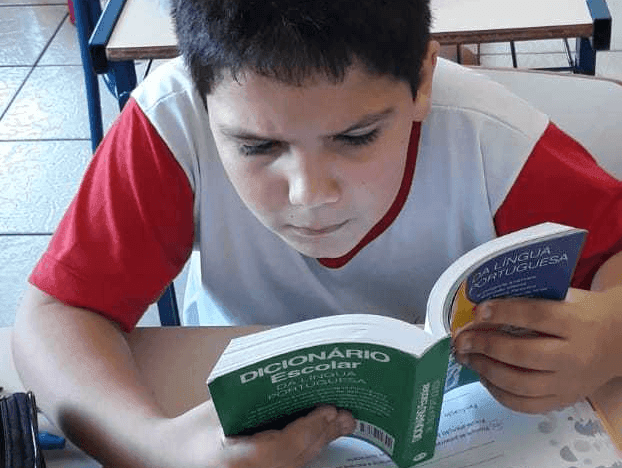 Aprendendo utilizar o dicionário