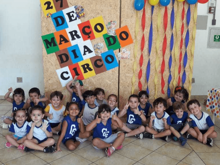 Comemorando o dia do Circo